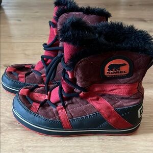 Sorel Women’s Waterproof Boots - Red and Black